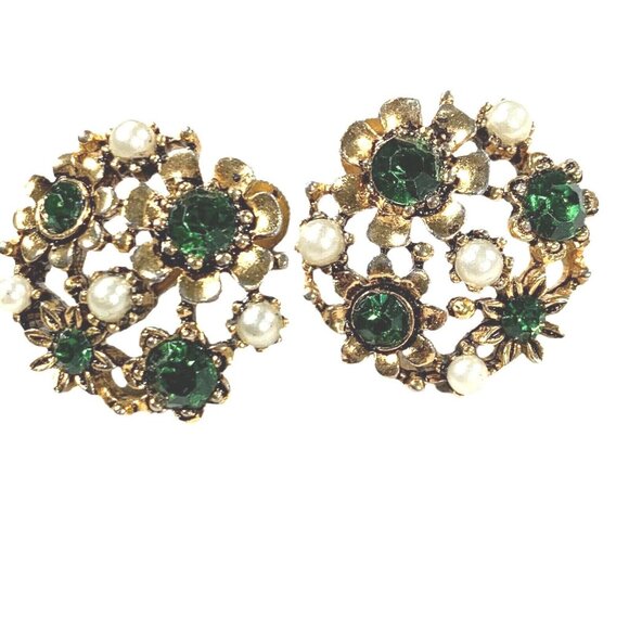 Lisner Jewelry - Vintage Lisner Gold Tone Green Faux Pearl Screw Back Earrings Jewelry Signed